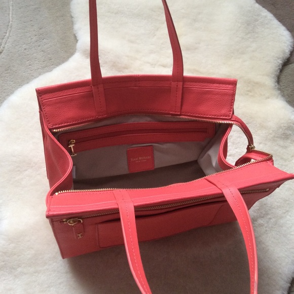 Isaac Mizrahi Janna satchel coral hand bag, new “lizard”leather medium - Picture 7 of 10